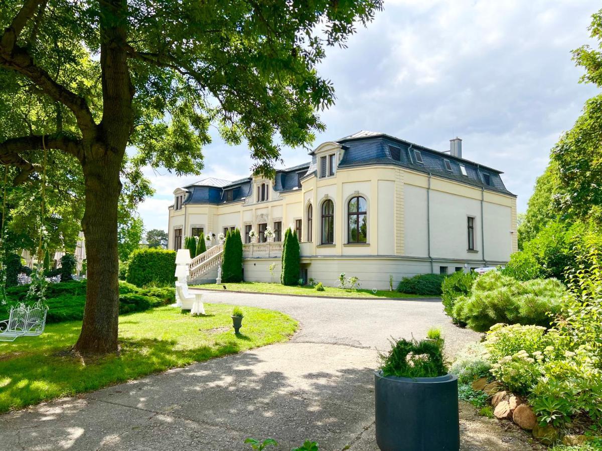 Schloss Breitenfeld Hotel & Tagung Leipzig Exteriör bild